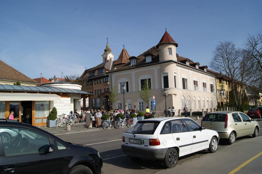 Bellevue Vendégházak Vác Exterior foto